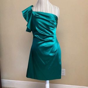 One shoulder dress
